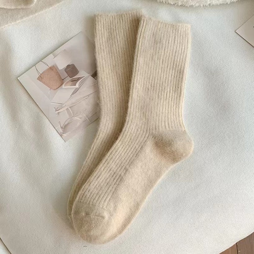 Chaussettes Laine Épaisses – Mi-mollet & Chaudes